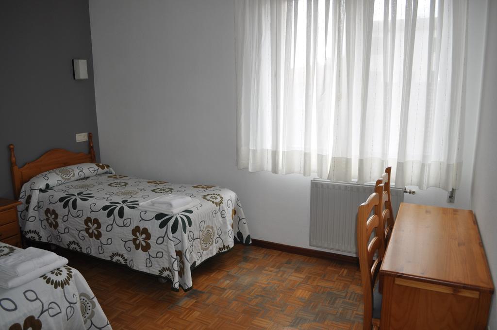 נבאלנו Hostal La Tablada חדר תמונה